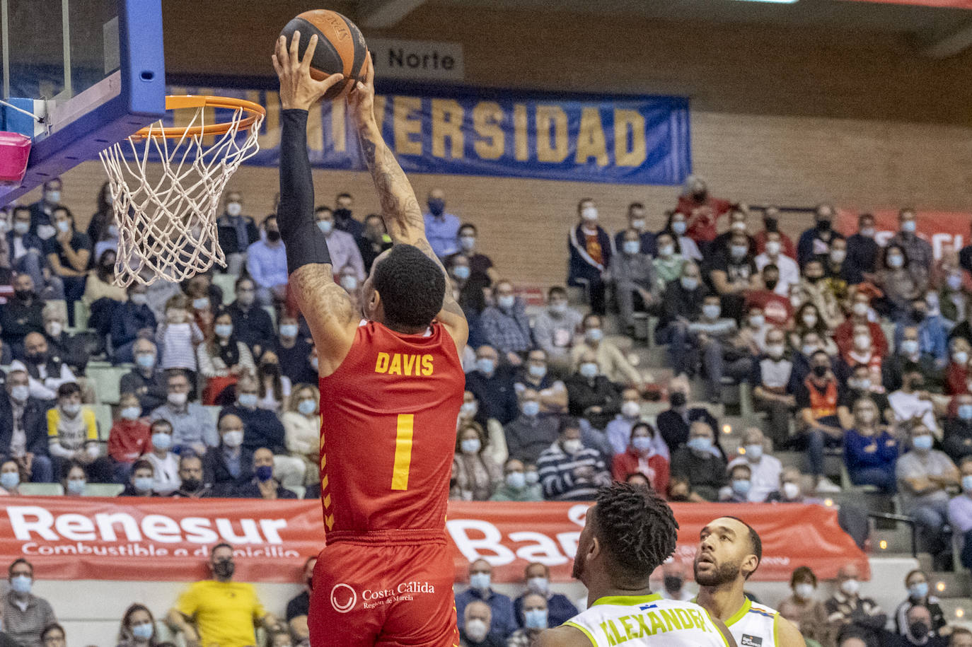 Fotos: La victoria del UCAM Murcia contra el Urbas Fuenlabrada, en imágenes