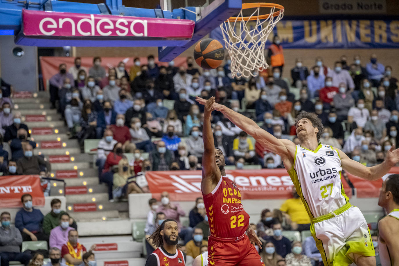 Fotos: La victoria del UCAM Murcia contra el Urbas Fuenlabrada, en imágenes