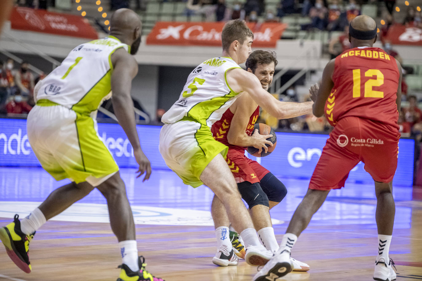 Fotos: La victoria del UCAM Murcia contra el Urbas Fuenlabrada, en imágenes
