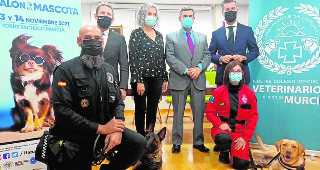 Un momento del acto de presentación de la Exhibición Canina. 