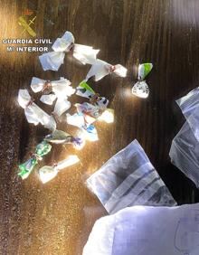 Imagen secundaria 2 - Sustancias encontradas en uno de los locales.