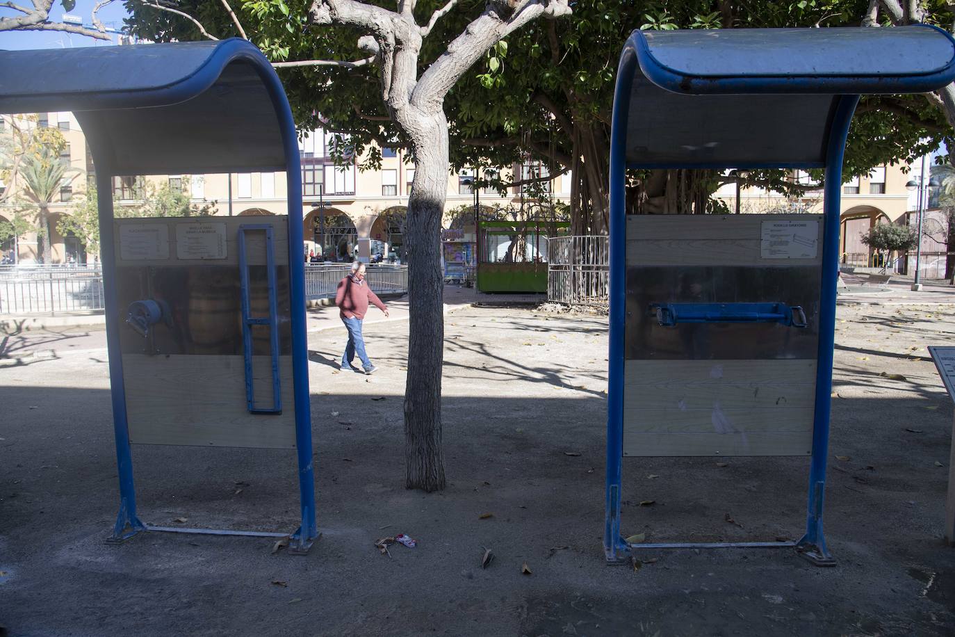 Fotos: Desperfectos de la Plaza Juan XXIII de Cartagena