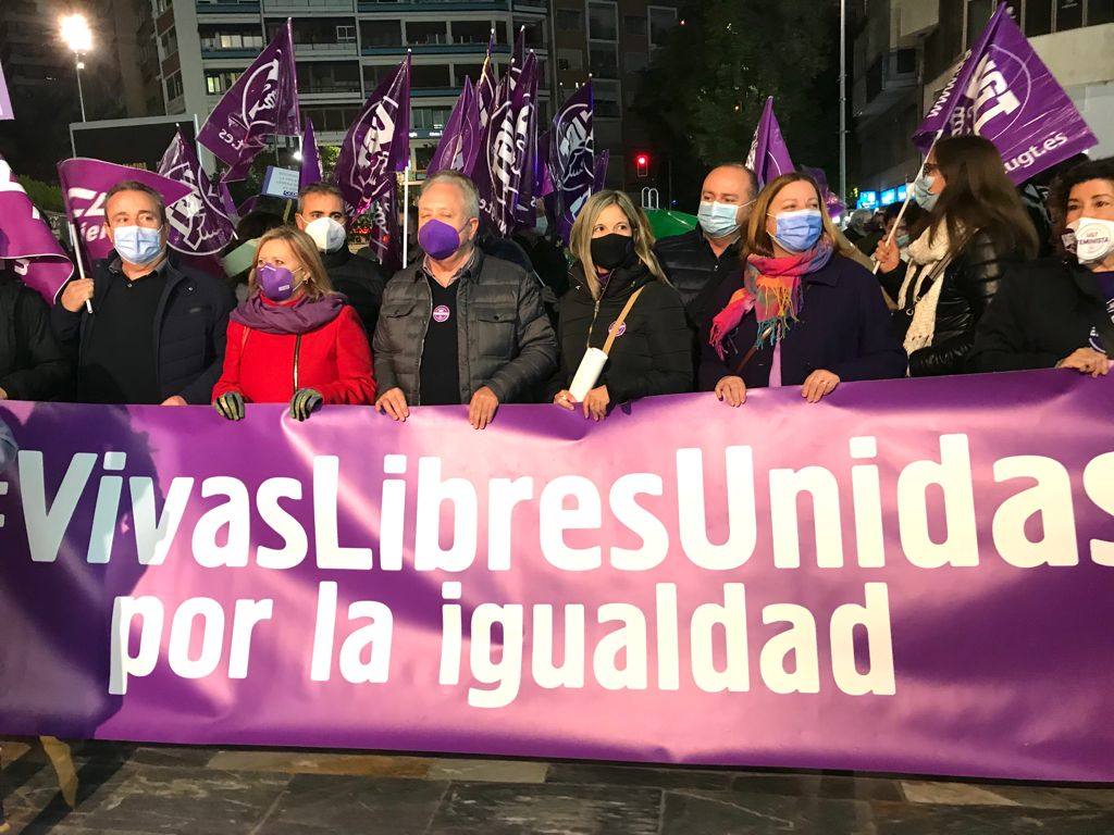 Fotos: Murcia sale a las calles contra la violencia machista