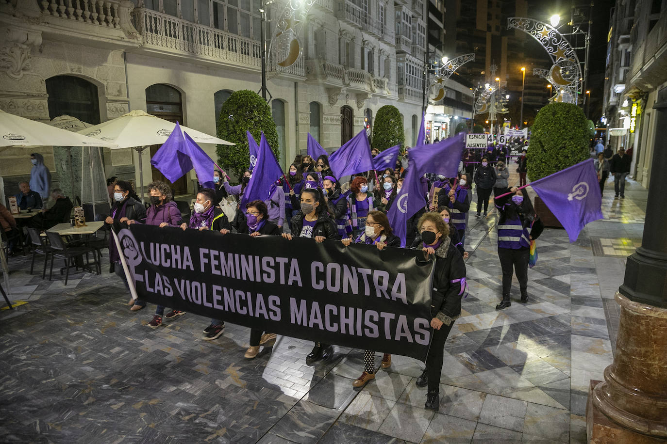 Fotos: Cartagena denuncia en la calle el machismo que mata a las mujeres