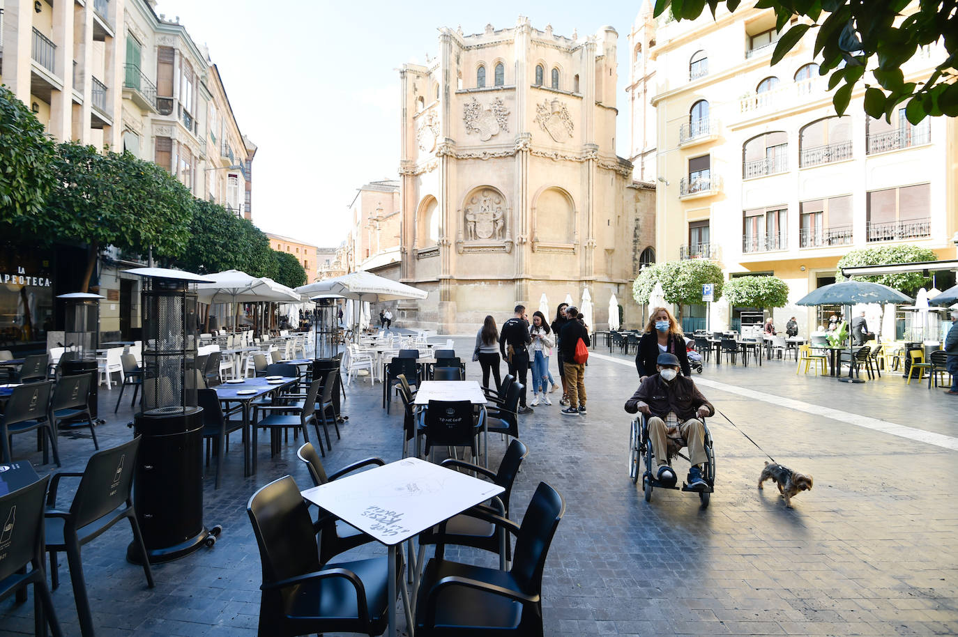 Fotos: Las terrazas de la zona de la Catedral de Murcia podrán sumar un 15% más de mesas