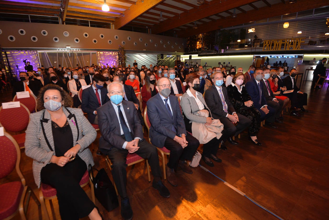 Fotos: Adimur distingue a los mejores directivos del año en la Región