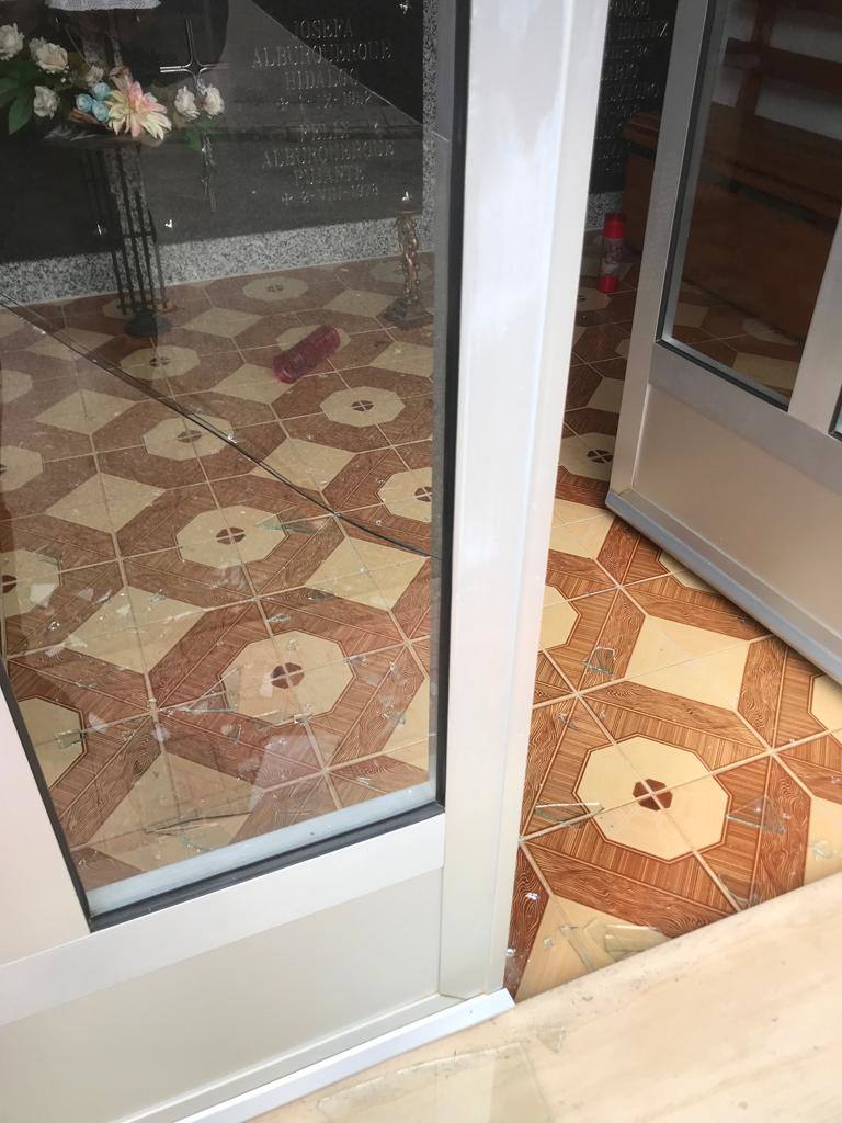 Fotos: Destrozan puertas y ventanas de 40 panteones en el cementerio de Javalí Nuevo