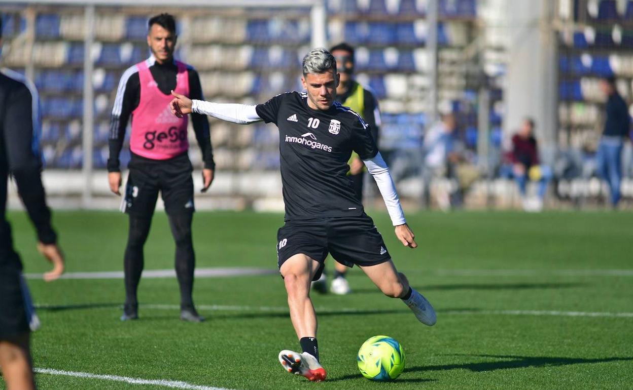 Álex Gallar en un entrenamiento.