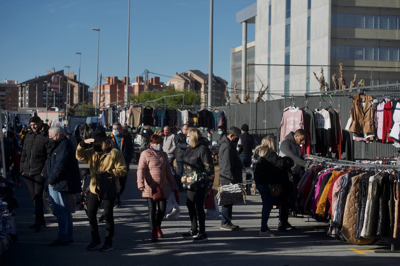 Fotos: El mercadillo dominical de Murcia se estrena junto a los juzgados