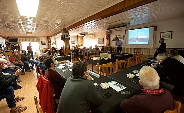 Encuentro el pasado día 19 con agricultores para explicarles las soluciones de Ambiente Europeo para un sector más limpio.