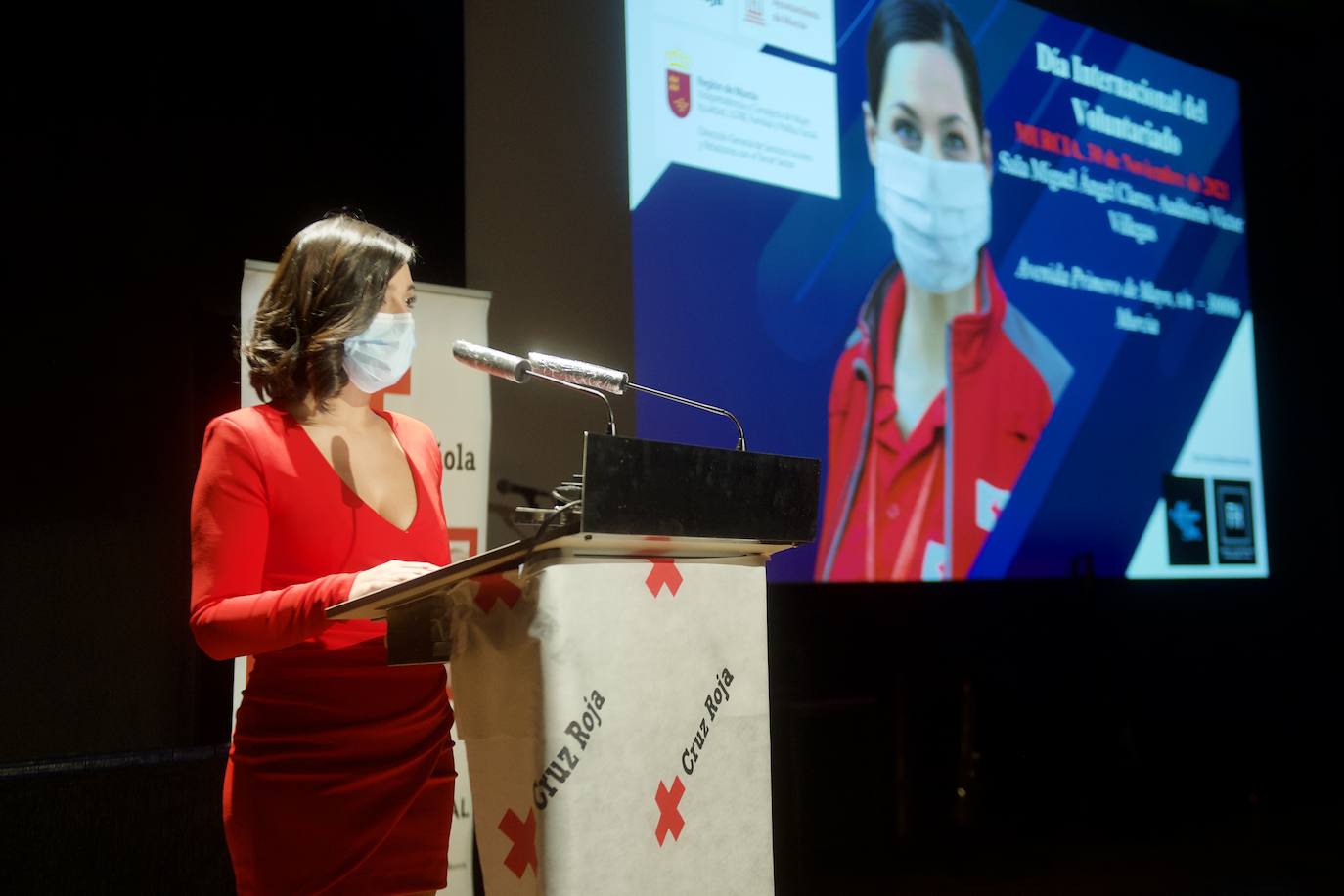Fotos: Cruz Roja celebra el Día Internacional del Voluntario en Murcia