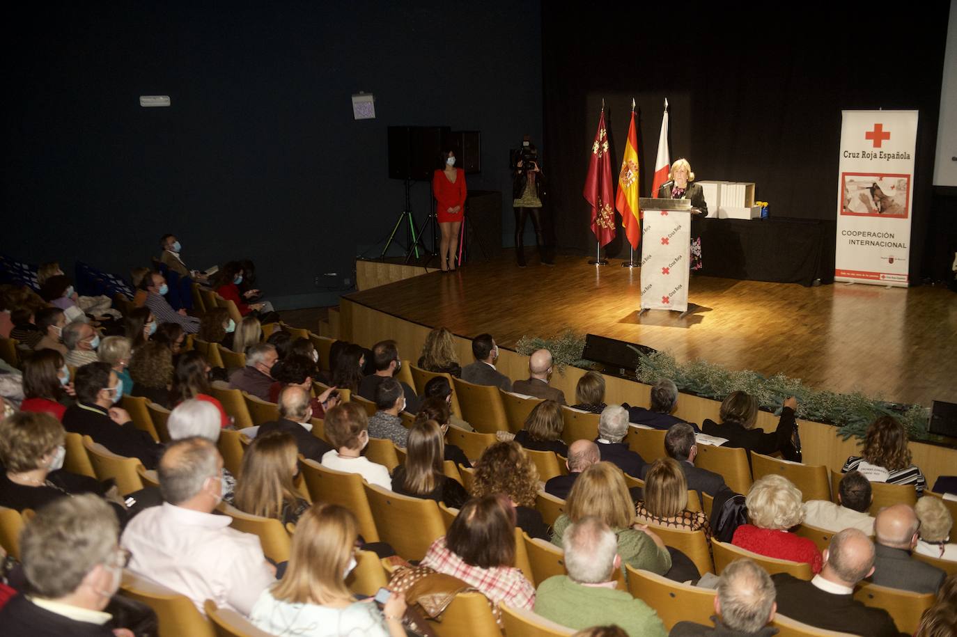 Fotos: Cruz Roja celebra el Día Internacional del Voluntario en Murcia