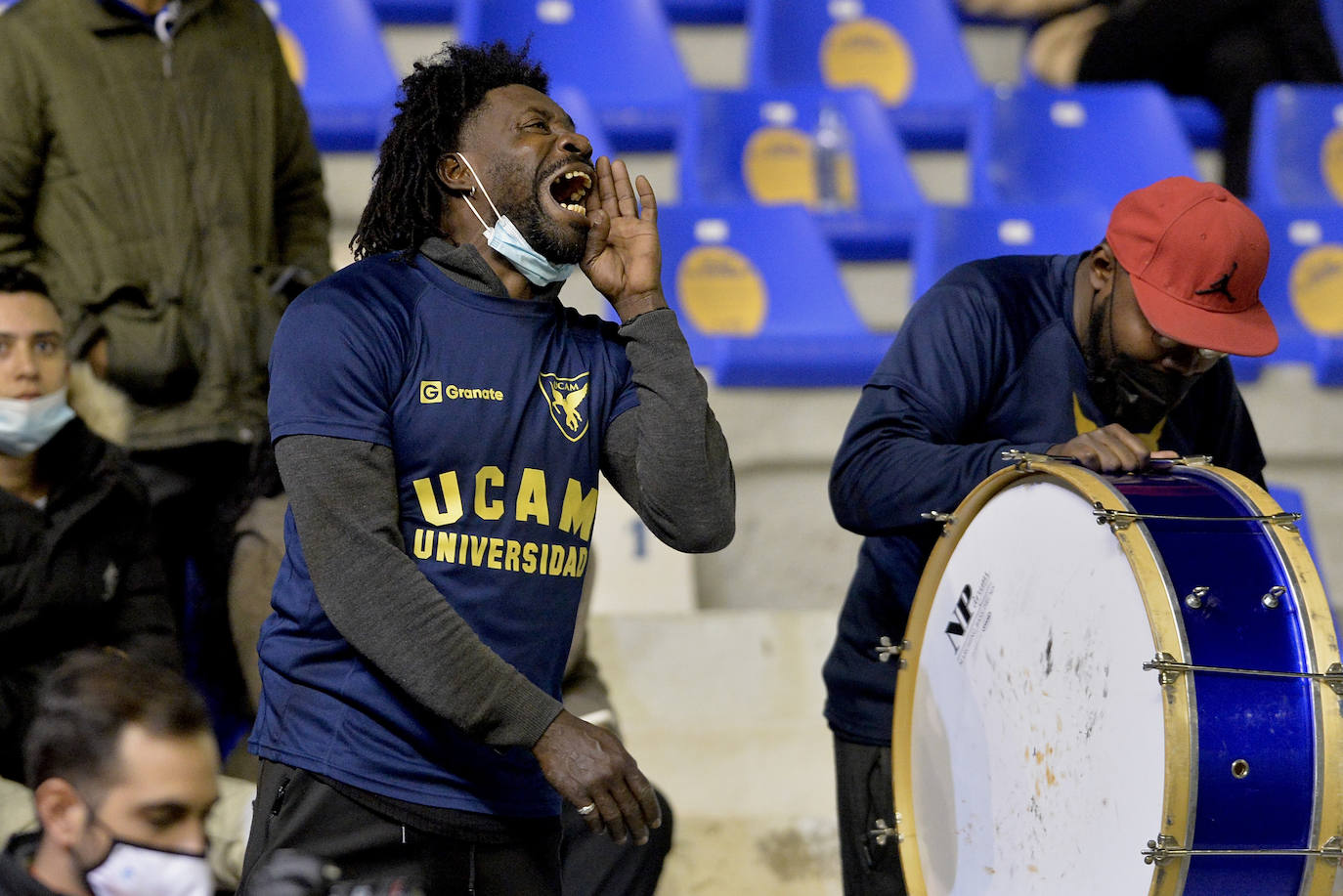 Fotos: El UCAM hace sufrir a un Deportivo letal (3-4)