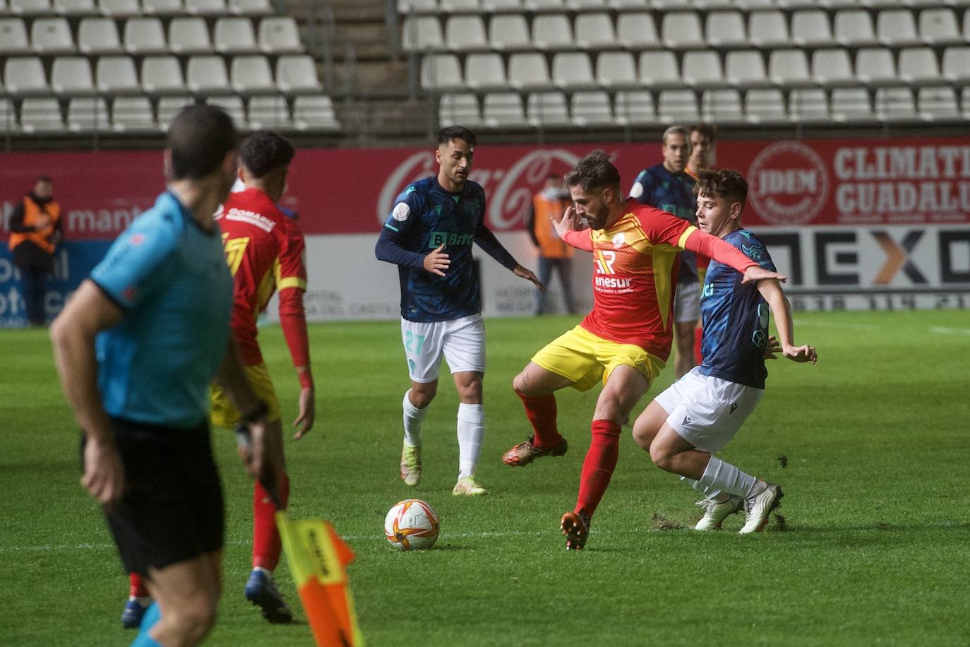 Fotos: El Cádiz no tiene piedad del Villa de Fortuna (0-7)