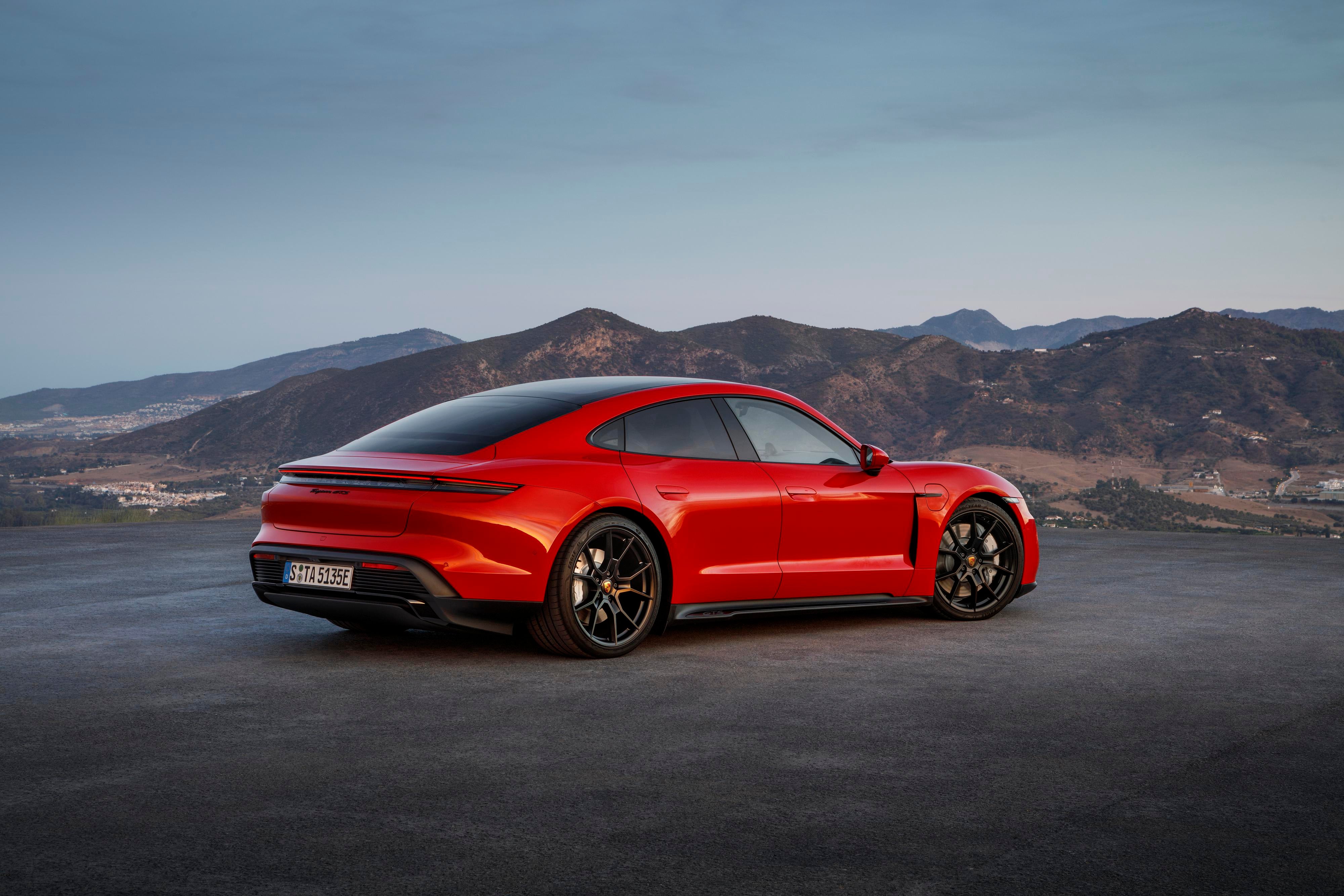 Fotos: Fotogalería: Así es el portentoso y electrizante nuevo Porsche Taycan GTS