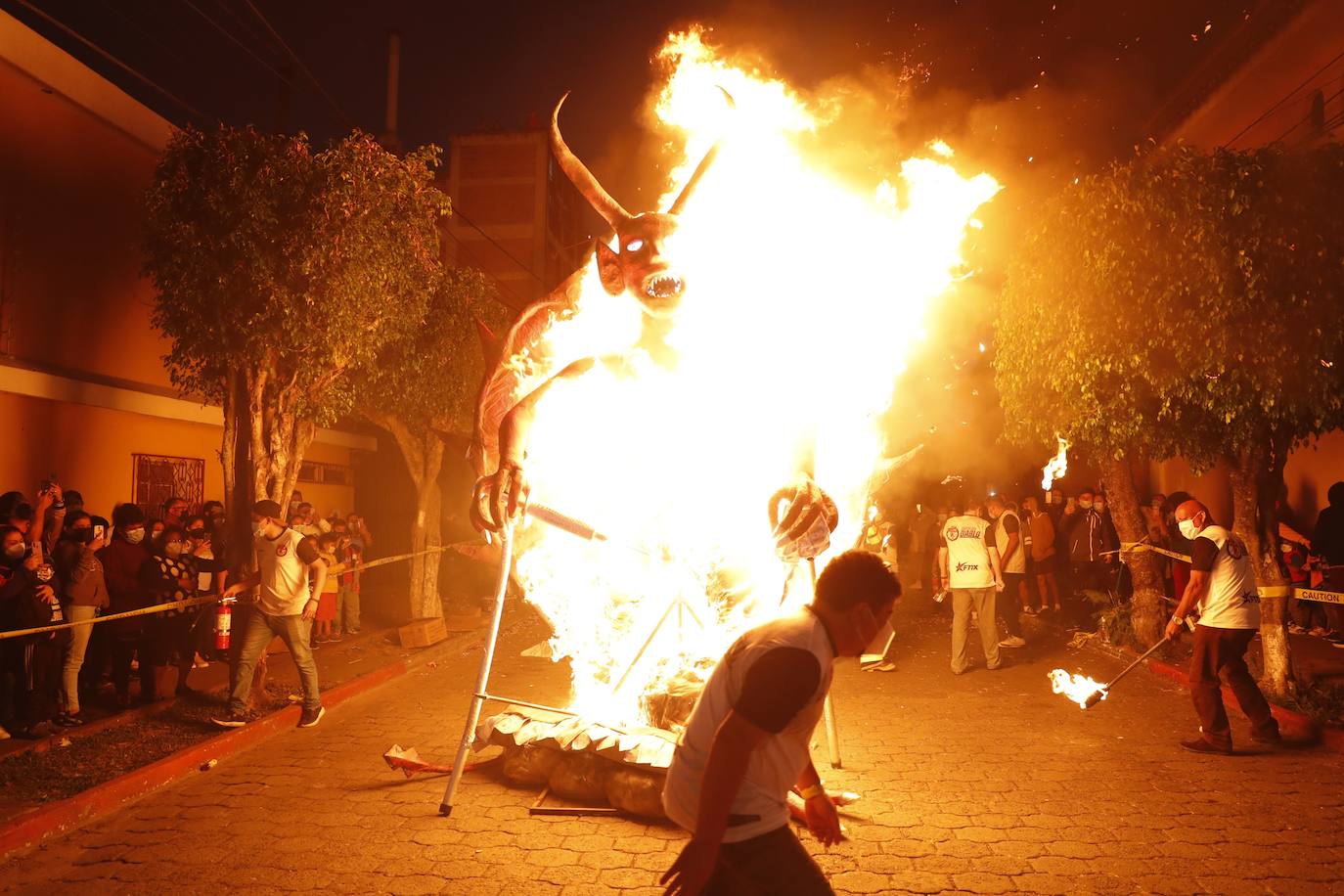 Fotos: Quema del Diablo