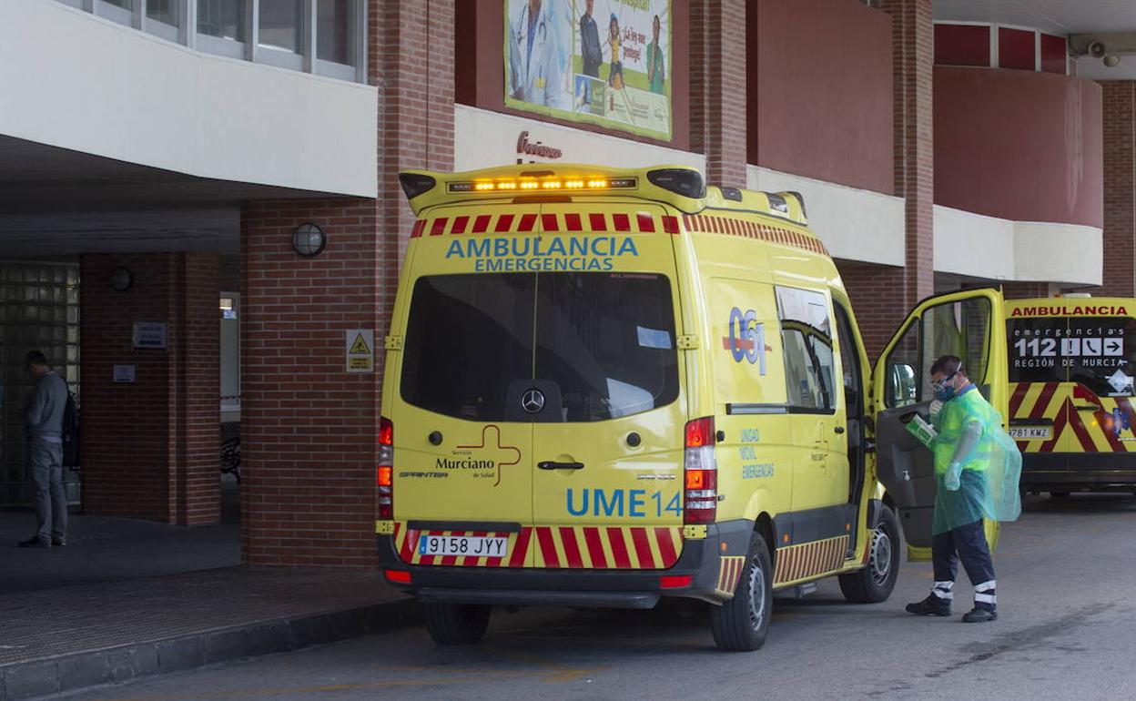 Imagen de archivo de una ambulancia.