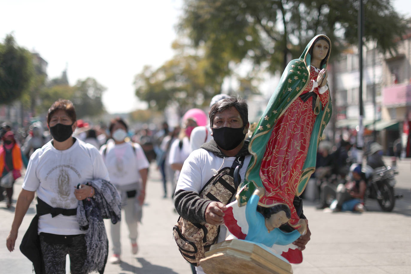 Fotos: Esperanza y medidas sanitarias para la Virgen de Guadalupe
