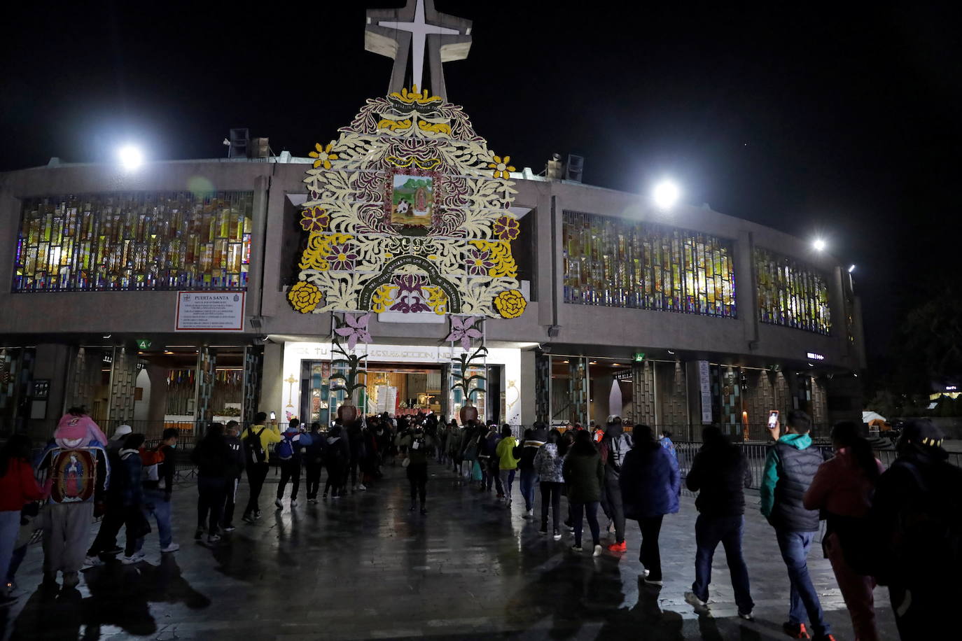Fotos: Esperanza y medidas sanitarias para la Virgen de Guadalupe