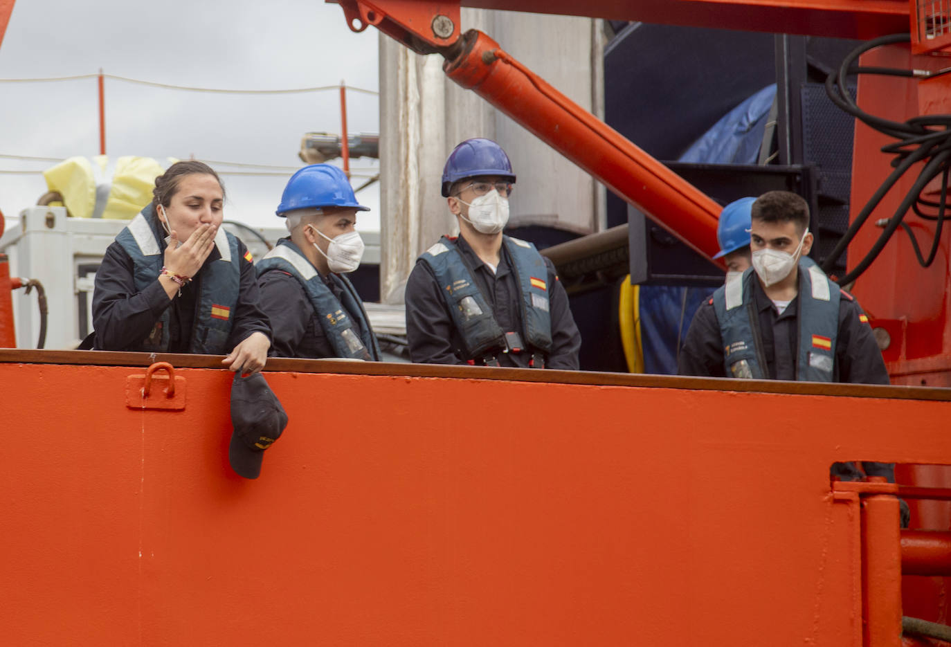 Fotos: El &#039;Hespérides&#039; zarpa desde el arsenal de Cartagena hacia la Antártida en &#039;modo burbuja&#039;