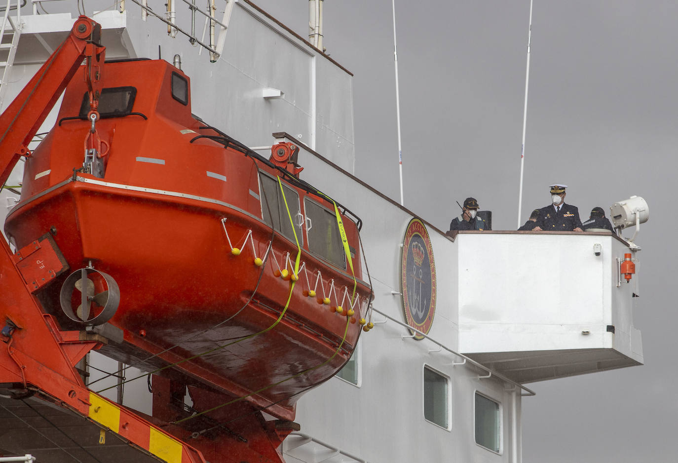 Fotos: El &#039;Hespérides&#039; zarpa desde el arsenal de Cartagena hacia la Antártida en &#039;modo burbuja&#039;