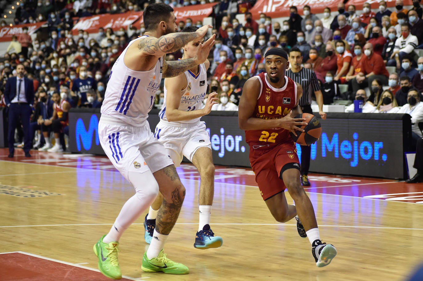 Fotos: Demasiado Real Madrid para el UCAM