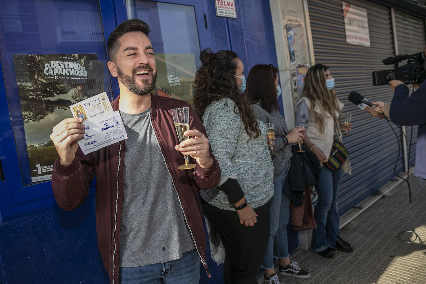 Fotos: La administración El Popeye de Los Dolores de Cartagena reparte 6,9 millones con un quinto premio