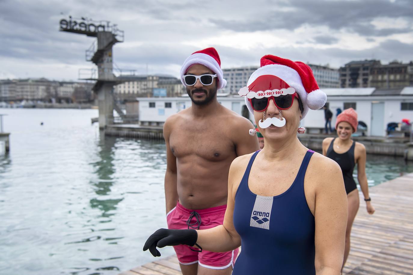 Fotos: Baño navideño en Ginebra
