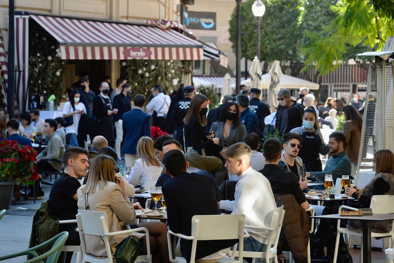 Fotos: Murcia llena las terrazas en una &#039;Tardevieja&#039; primaveral