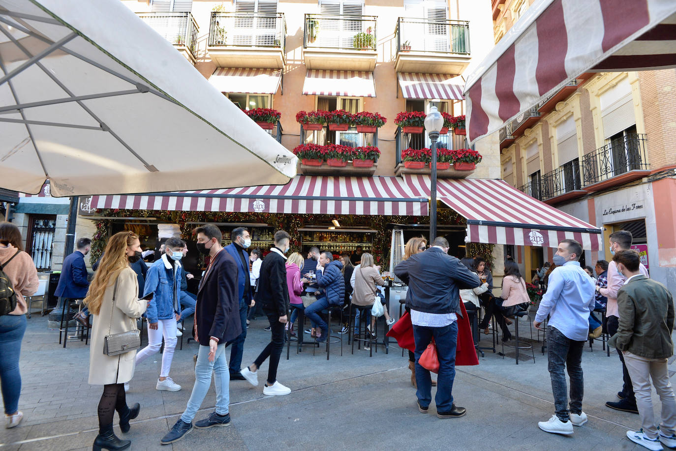 Fotos: Murcia llena las terrazas en una &#039;Tardevieja&#039; primaveral