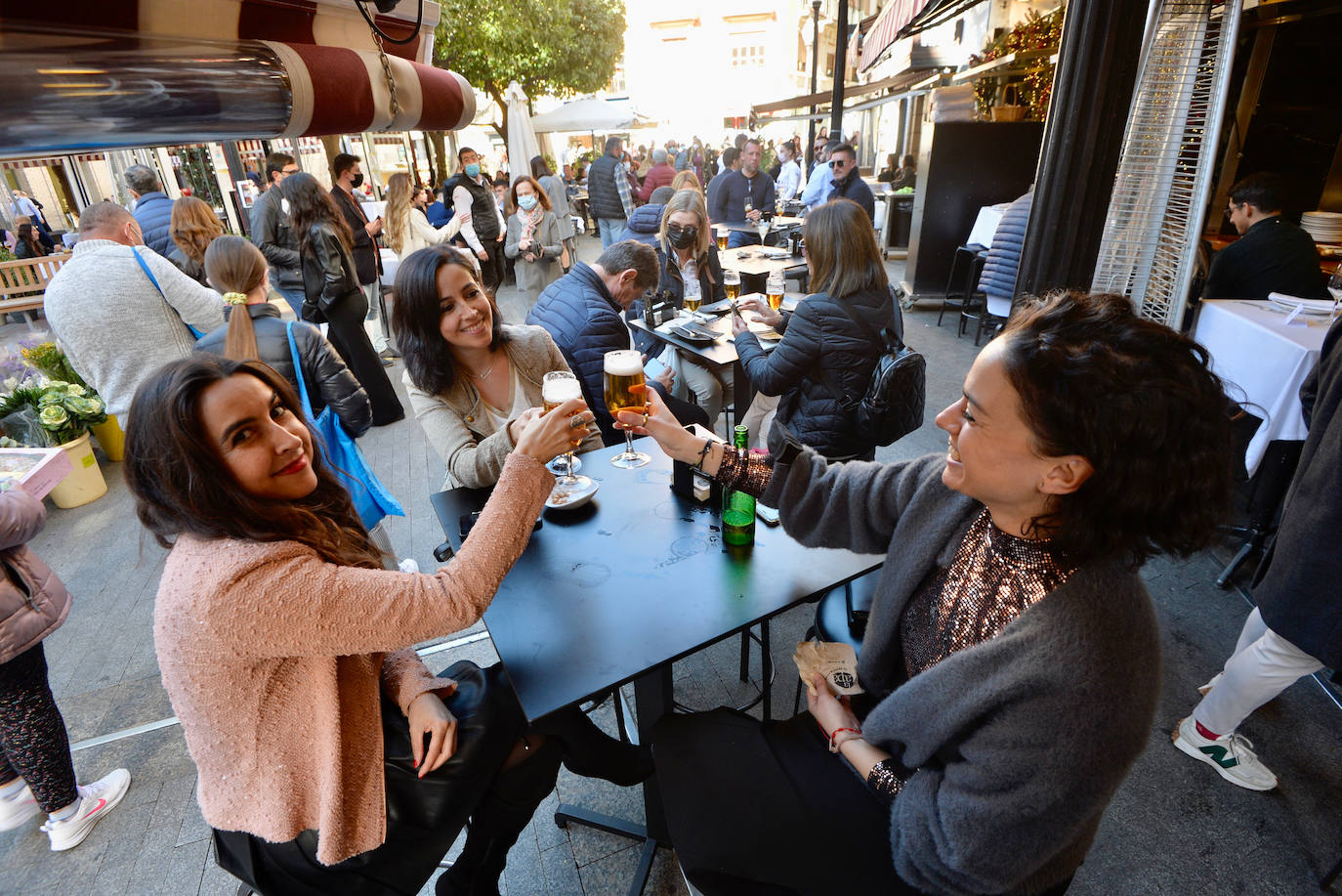 Fotos: Murcia llena las terrazas en una &#039;Tardevieja&#039; primaveral