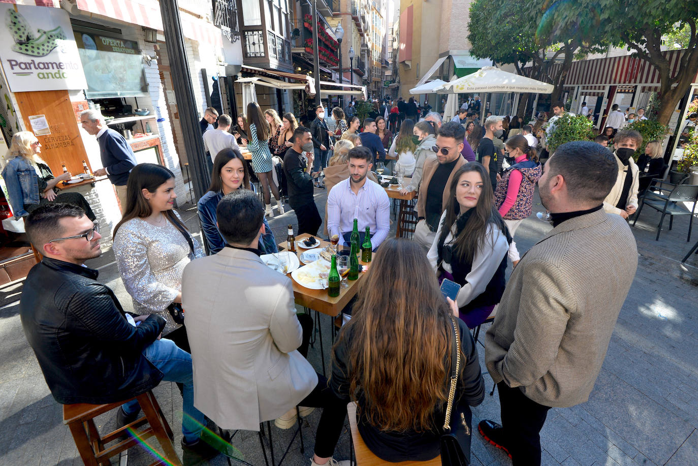 Fotos: Murcia llena las terrazas en una &#039;Tardevieja&#039; primaveral