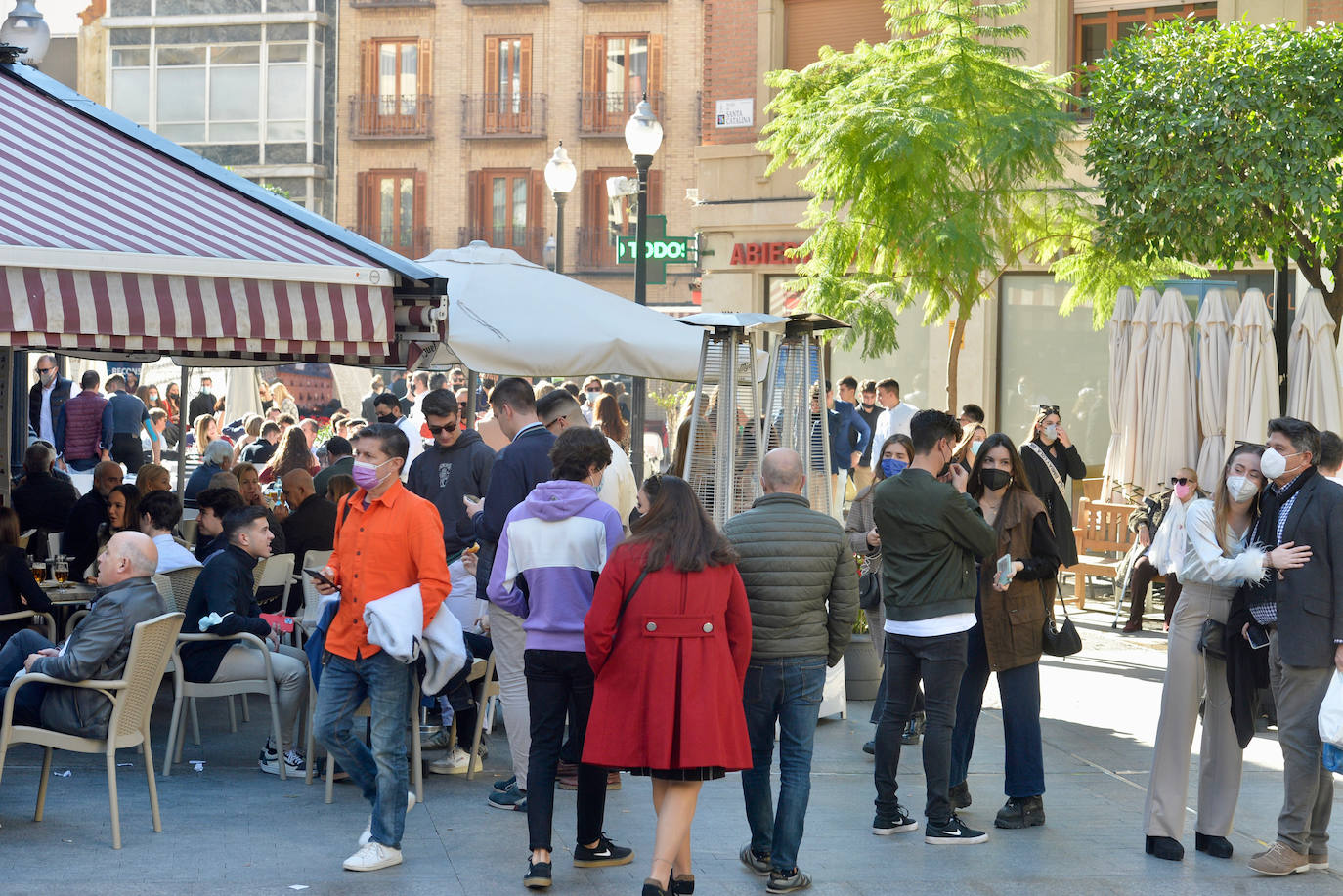 Fotos: Murcia llena las terrazas en una &#039;Tardevieja&#039; primaveral