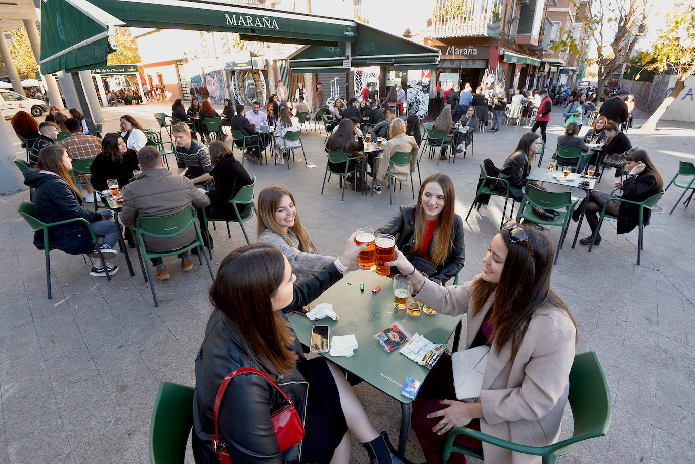 Fotos: Murcia llena las terrazas en una &#039;Tardevieja&#039; primaveral