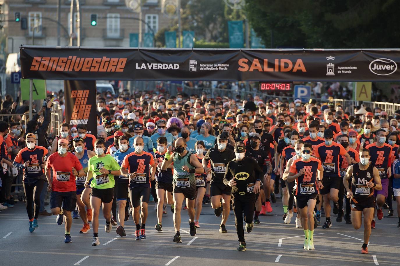 Fotos: Salida de la San Silvestre de Murcia 2021