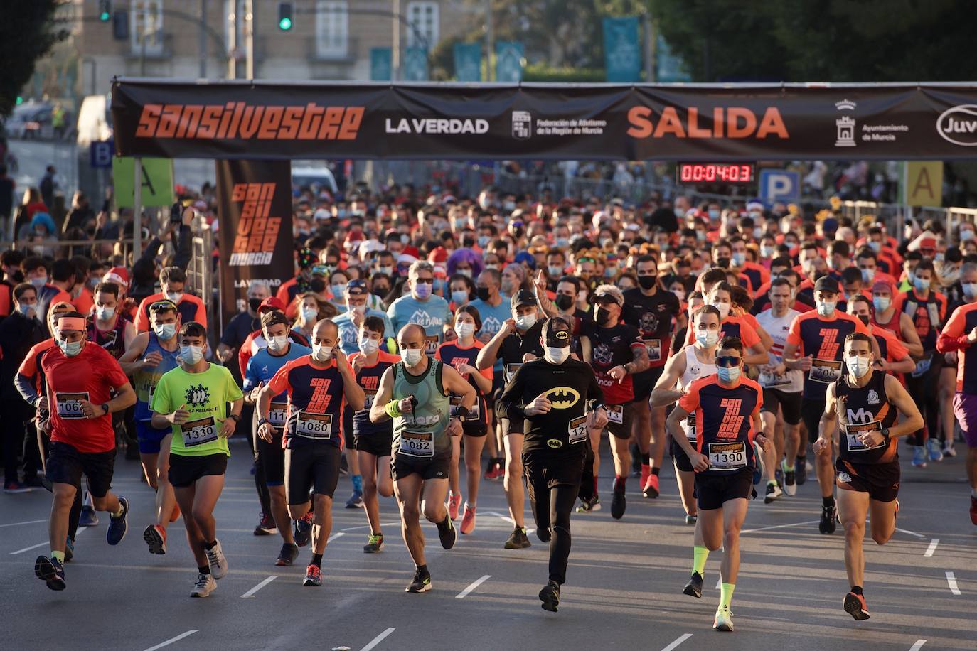 Fotos: Salida de la San Silvestre de Murcia 2021