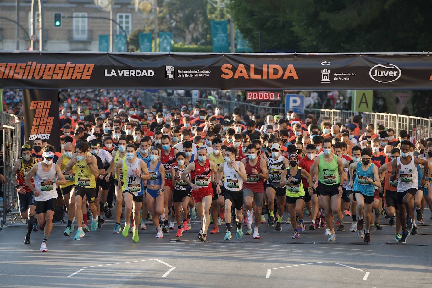 Fotos: Salida de la San Silvestre de Murcia 2021