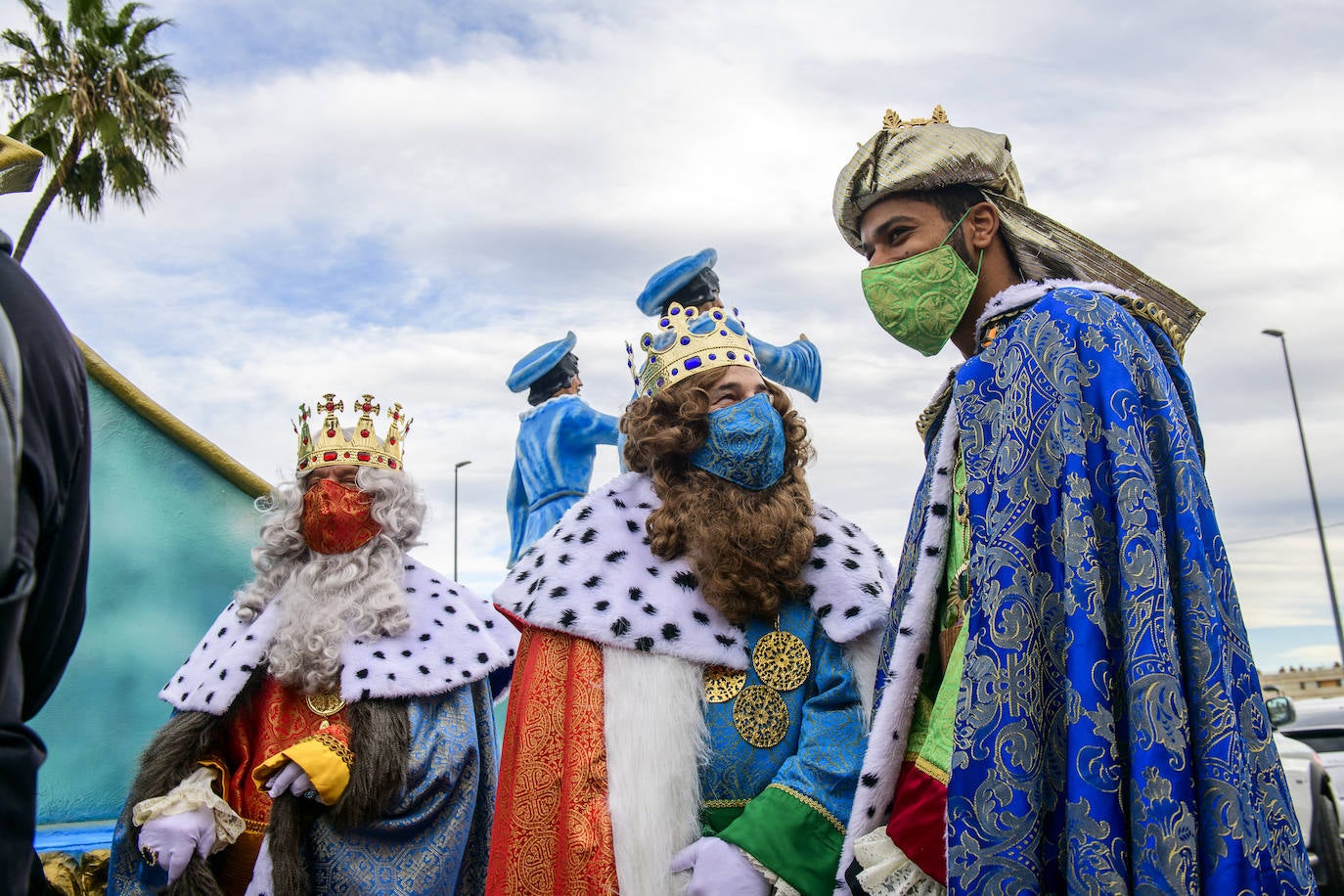 Fotos: Los Reyes Magos en carroza por las pedanías de Murcia, en imágenes