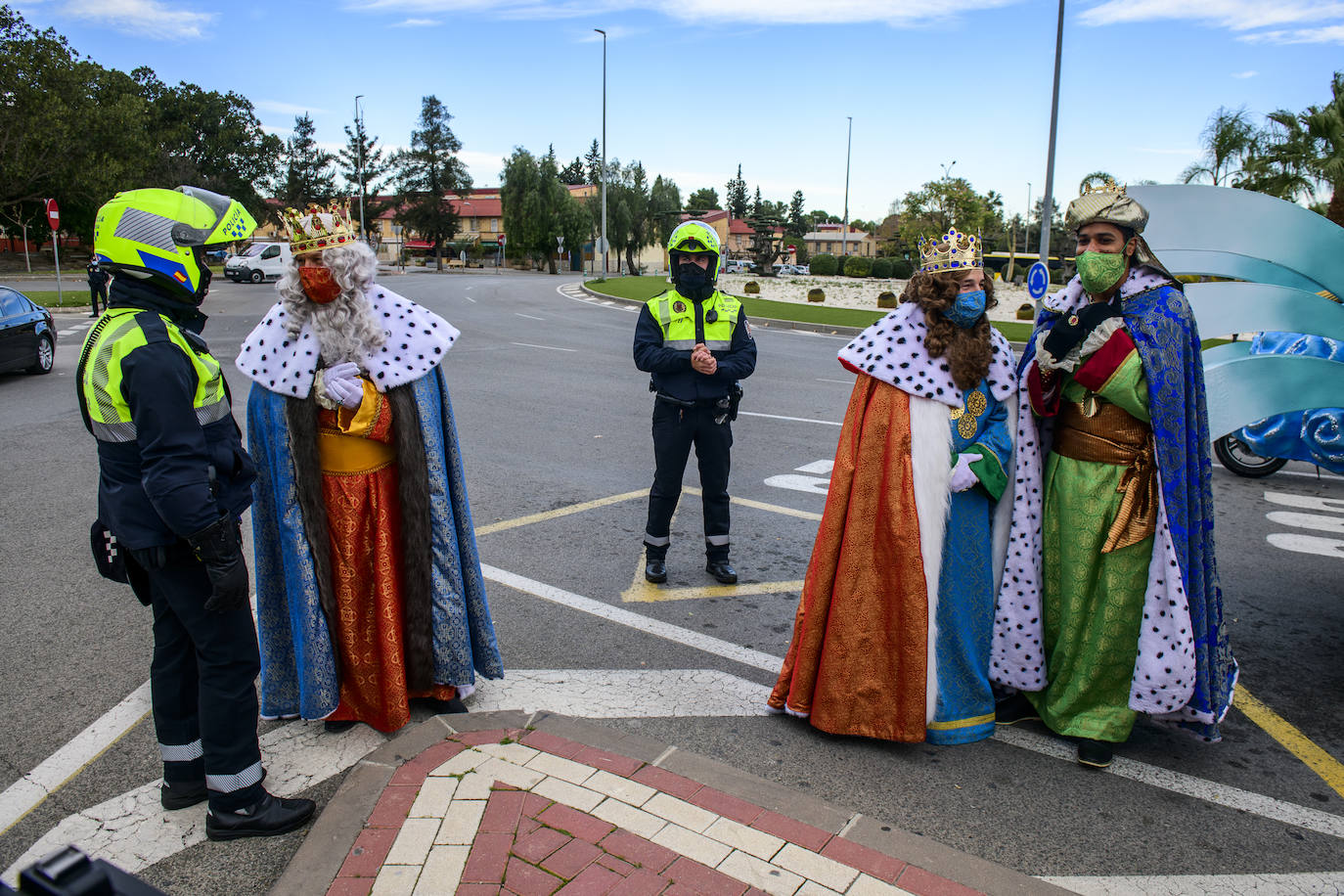 Fotos: Los Reyes Magos en carroza por las pedanías de Murcia, en imágenes
