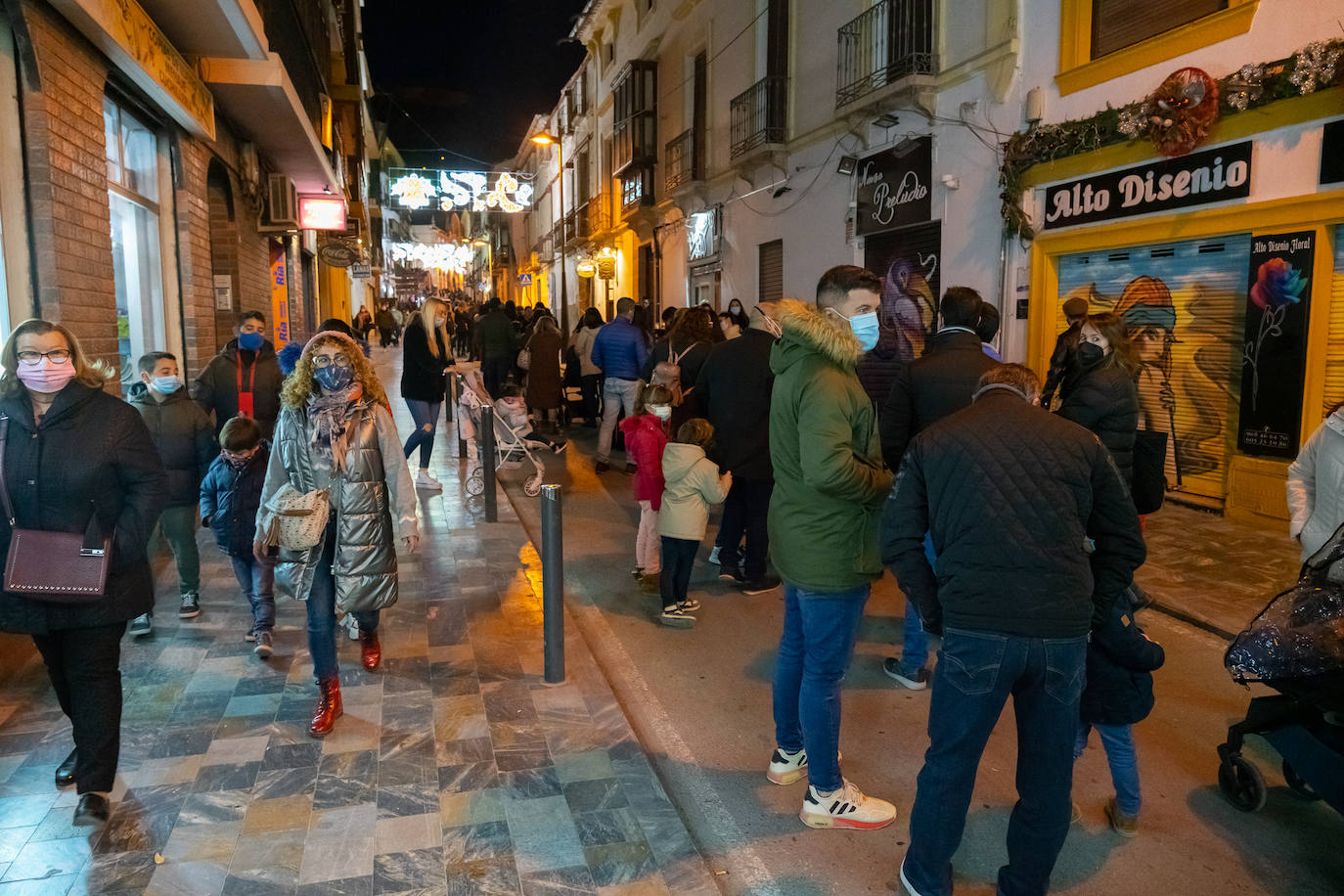 Fotos: Cabalgata de los Reyes Magos estática en la plaza de España de Lorca