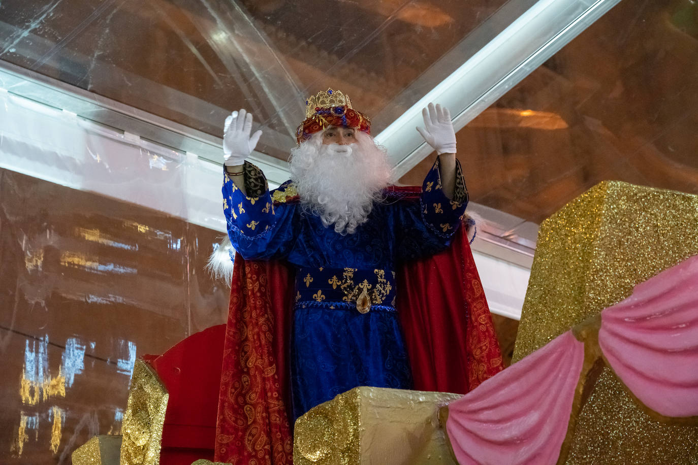 Fotos: Cabalgata de los Reyes Magos estática en la plaza de España de Lorca
