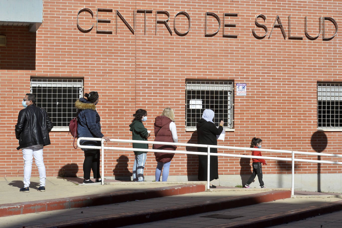 Fotos: Denuncian que la situación en los centros de salud de la Región es «crítica»