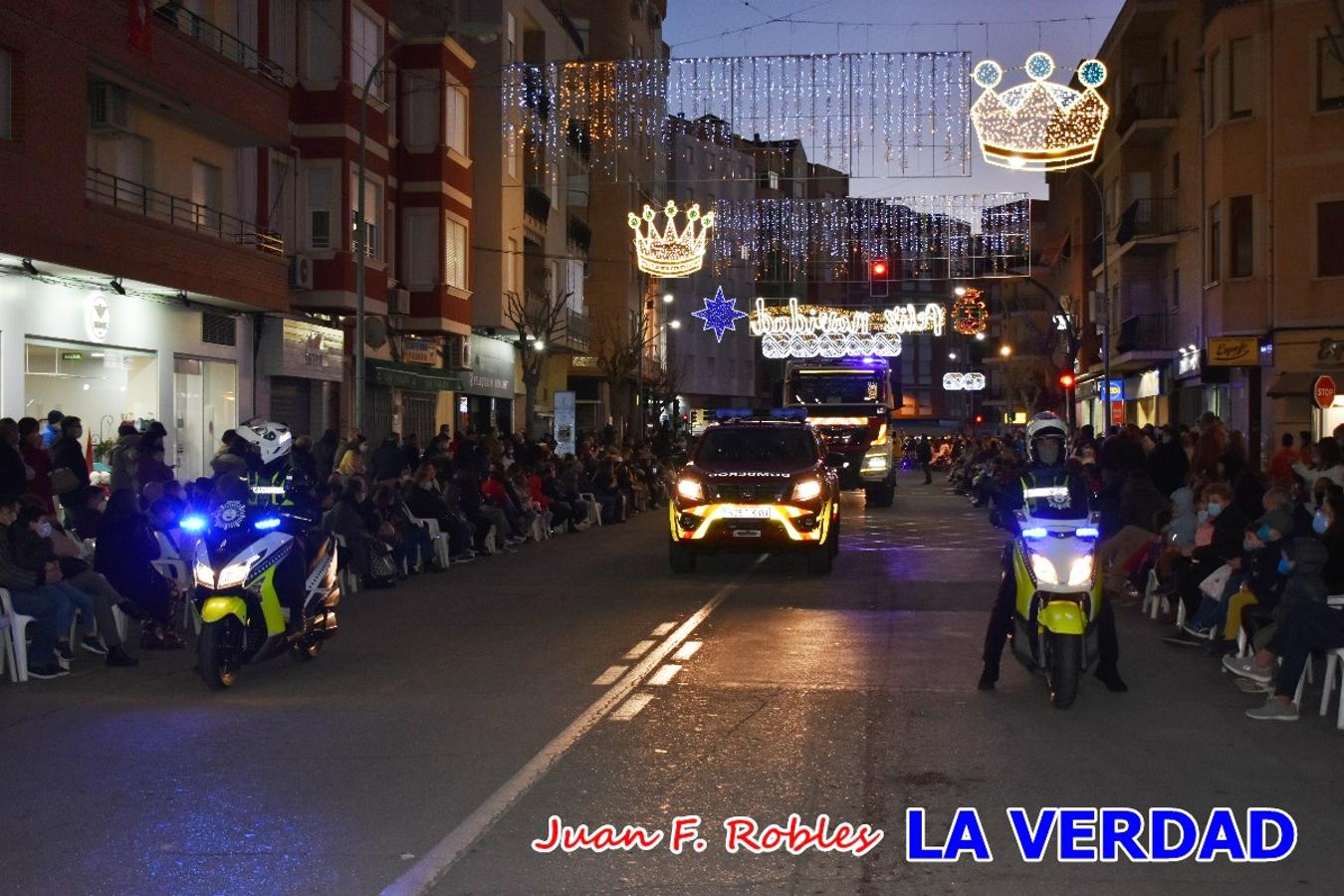 El Cortejo Real que precedía a las carrozas del Melchor, Gaspar y Baltasar, estaba compuesto por distintas carrozas, espectáculos musicales y personajes de fantasía. La Policía Local y el Cuerpo de Bomberos abrieron el recorrido, seguidos de Dafne Dance Academy, Goofy & Donald, Club Gymca VeraCruz, La Sirenita, Academia de Baile EDIG, Pinocho, Escuela de Baile de la Concejalía de Deportes, Las Mariposas, Escuela de Baile Ana, La Bella y la Bestia, la Guardia de Darth Vader y la Banda de Música La Compañía.