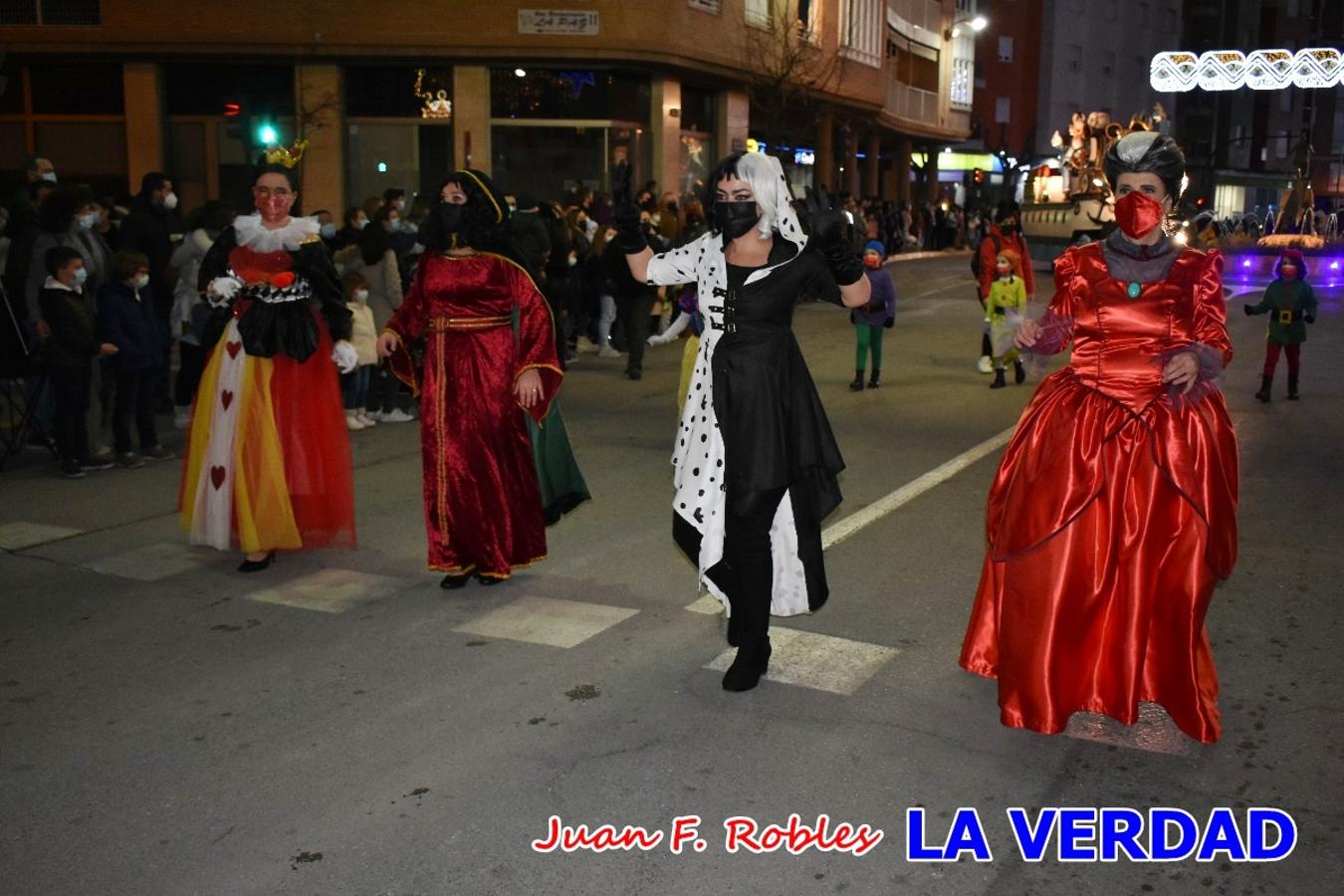 El Cortejo Real que precedía a las carrozas del Melchor, Gaspar y Baltasar, estaba compuesto por distintas carrozas, espectáculos musicales y personajes de fantasía. La Policía Local y el Cuerpo de Bomberos abrieron el recorrido, seguidos de Dafne Dance Academy, Goofy & Donald, Club Gymca VeraCruz, La Sirenita, Academia de Baile EDIG, Pinocho, Escuela de Baile de la Concejalía de Deportes, Las Mariposas, Escuela de Baile Ana, La Bella y la Bestia, la Guardia de Darth Vader y la Banda de Música La Compañía.