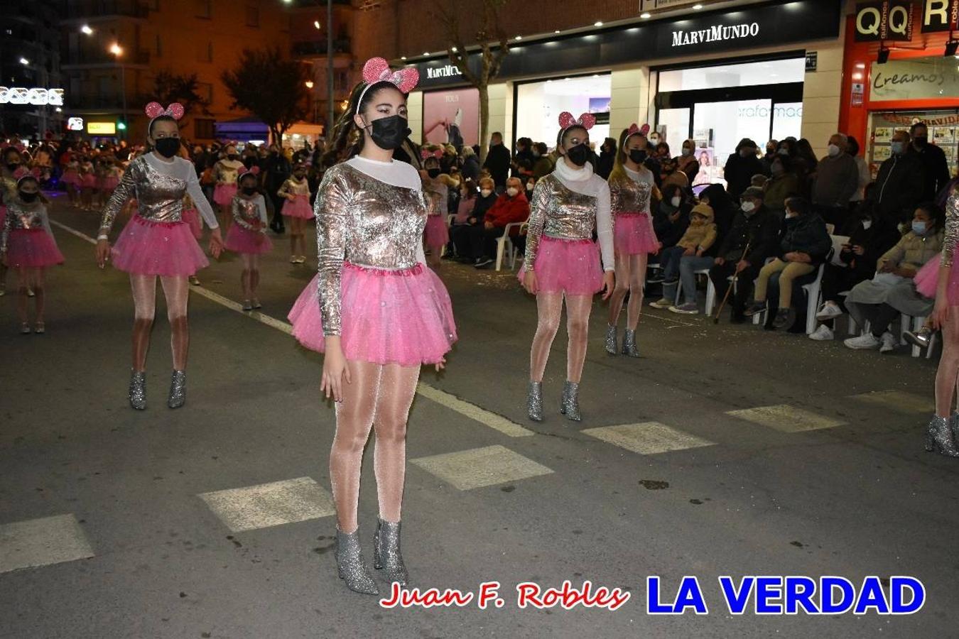 El Cortejo Real que precedía a las carrozas del Melchor, Gaspar y Baltasar, estaba compuesto por distintas carrozas, espectáculos musicales y personajes de fantasía. La Policía Local y el Cuerpo de Bomberos abrieron el recorrido, seguidos de Dafne Dance Academy, Goofy & Donald, Club Gymca VeraCruz, La Sirenita, Academia de Baile EDIG, Pinocho, Escuela de Baile de la Concejalía de Deportes, Las Mariposas, Escuela de Baile Ana, La Bella y la Bestia, la Guardia de Darth Vader y la Banda de Música La Compañía.