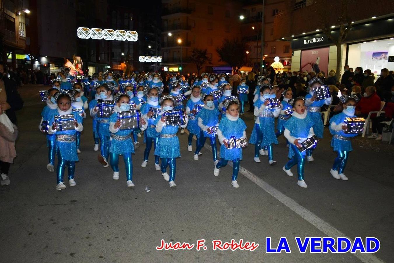 El Cortejo Real que precedía a las carrozas del Melchor, Gaspar y Baltasar, estaba compuesto por distintas carrozas, espectáculos musicales y personajes de fantasía. La Policía Local y el Cuerpo de Bomberos abrieron el recorrido, seguidos de Dafne Dance Academy, Goofy & Donald, Club Gymca VeraCruz, La Sirenita, Academia de Baile EDIG, Pinocho, Escuela de Baile de la Concejalía de Deportes, Las Mariposas, Escuela de Baile Ana, La Bella y la Bestia, la Guardia de Darth Vader y la Banda de Música La Compañía.