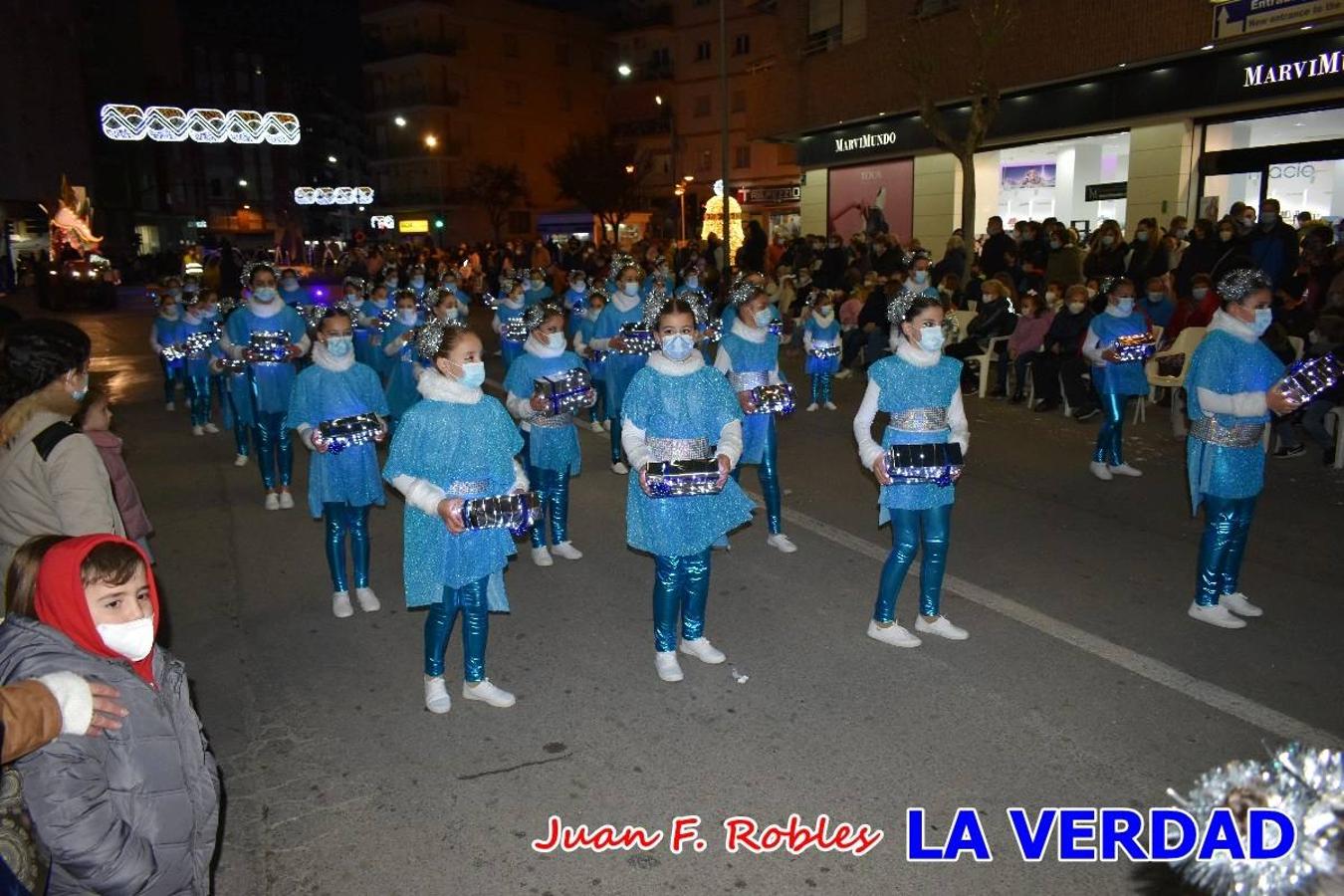 El Cortejo Real que precedía a las carrozas del Melchor, Gaspar y Baltasar, estaba compuesto por distintas carrozas, espectáculos musicales y personajes de fantasía. La Policía Local y el Cuerpo de Bomberos abrieron el recorrido, seguidos de Dafne Dance Academy, Goofy & Donald, Club Gymca VeraCruz, La Sirenita, Academia de Baile EDIG, Pinocho, Escuela de Baile de la Concejalía de Deportes, Las Mariposas, Escuela de Baile Ana, La Bella y la Bestia, la Guardia de Darth Vader y la Banda de Música La Compañía.