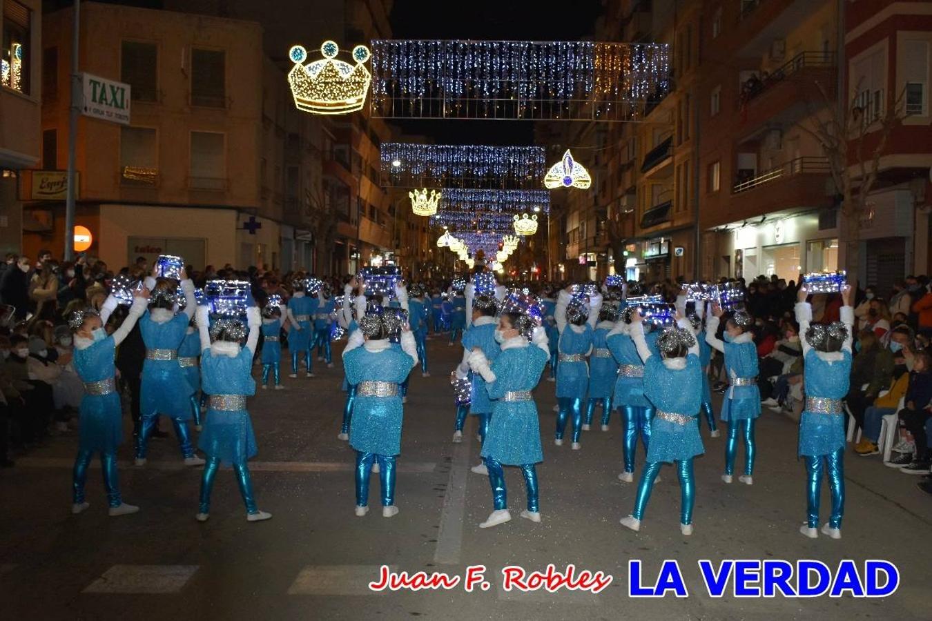 El Cortejo Real que precedía a las carrozas del Melchor, Gaspar y Baltasar, estaba compuesto por distintas carrozas, espectáculos musicales y personajes de fantasía. La Policía Local y el Cuerpo de Bomberos abrieron el recorrido, seguidos de Dafne Dance Academy, Goofy & Donald, Club Gymca VeraCruz, La Sirenita, Academia de Baile EDIG, Pinocho, Escuela de Baile de la Concejalía de Deportes, Las Mariposas, Escuela de Baile Ana, La Bella y la Bestia, la Guardia de Darth Vader y la Banda de Música La Compañía.