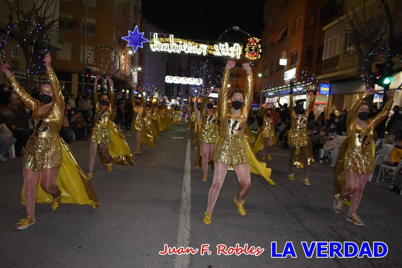 El Cortejo Real que precedía a las carrozas del Melchor, Gaspar y Baltasar, estaba compuesto por distintas carrozas, espectáculos musicales y personajes de fantasía. La Policía Local y el Cuerpo de Bomberos abrieron el recorrido, seguidos de Dafne Dance Academy, Goofy & Donald, Club Gymca VeraCruz, La Sirenita, Academia de Baile EDIG, Pinocho, Escuela de Baile de la Concejalía de Deportes, Las Mariposas, Escuela de Baile Ana, La Bella y la Bestia, la Guardia de Darth Vader y la Banda de Música La Compañía.