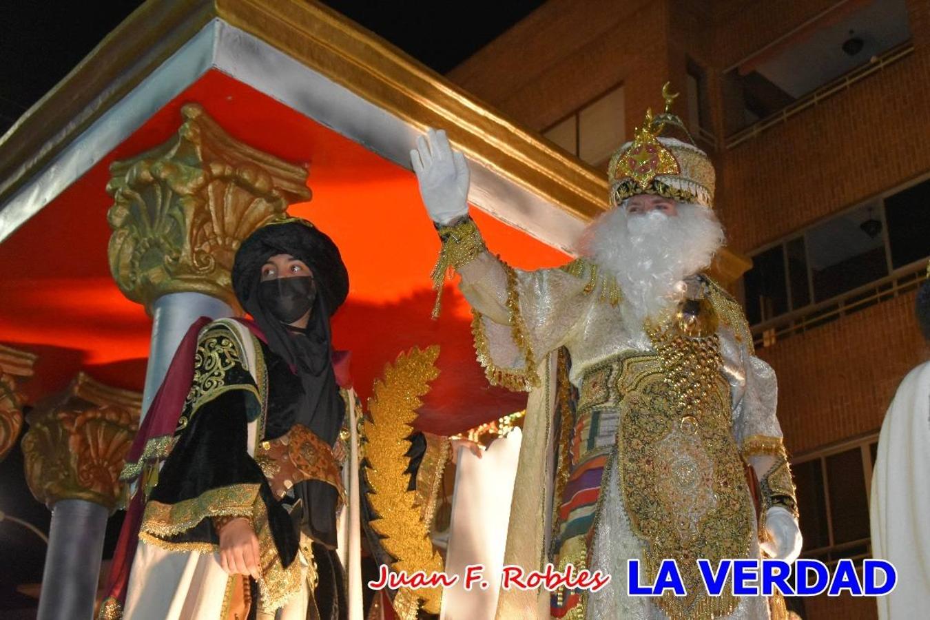 El Cortejo Real que precedía a las carrozas del Melchor, Gaspar y Baltasar, estaba compuesto por distintas carrozas, espectáculos musicales y personajes de fantasía. La Policía Local y el Cuerpo de Bomberos abrieron el recorrido, seguidos de Dafne Dance Academy, Goofy & Donald, Club Gymca VeraCruz, La Sirenita, Academia de Baile EDIG, Pinocho, Escuela de Baile de la Concejalía de Deportes, Las Mariposas, Escuela de Baile Ana, La Bella y la Bestia, la Guardia de Darth Vader y la Banda de Música La Compañía.